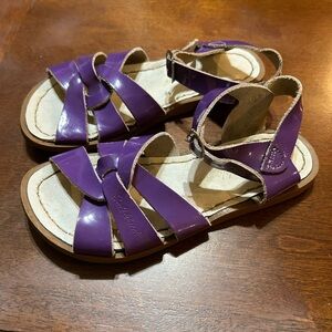 Youth Girls Salt Water Purple Sandals Size 1